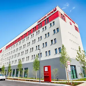 Szálloda Leonardo East