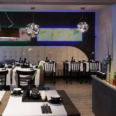 Leonardo Boutique Hotel Munich 4*,